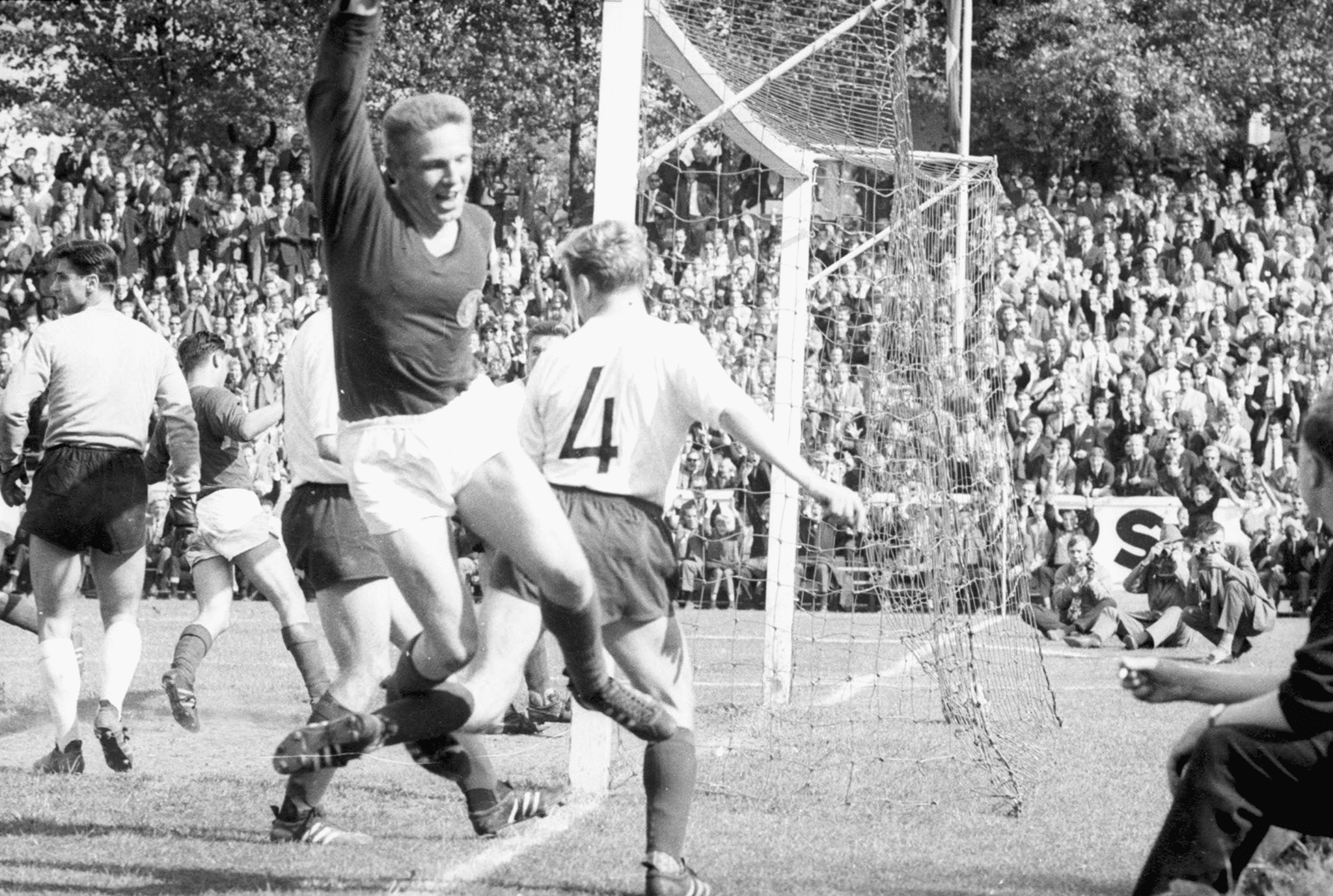 Gerd-Koll-1965-gegen-Worms-scaled