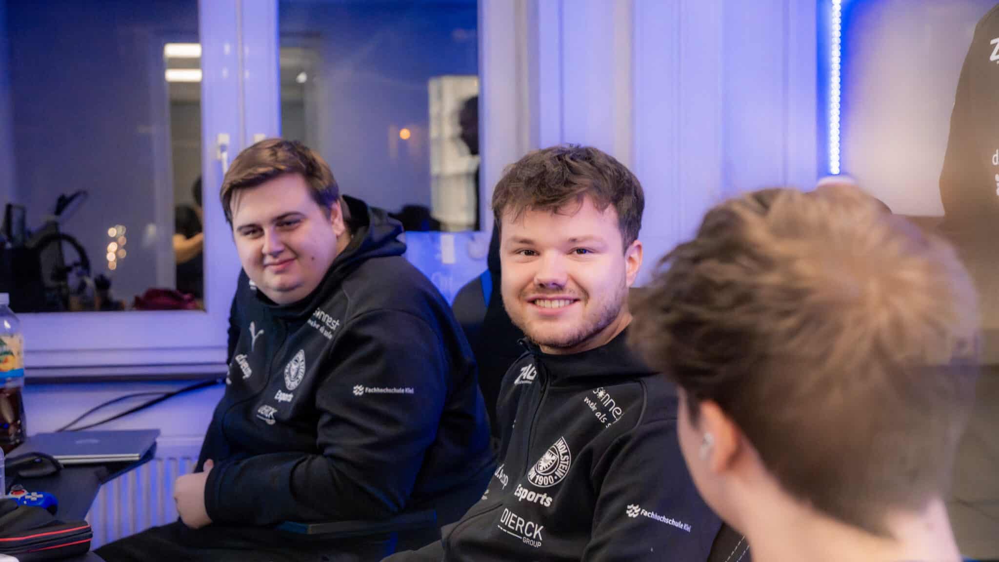 Intensive Duelle und späte Treffer: eStorks holen wichtige Zähler